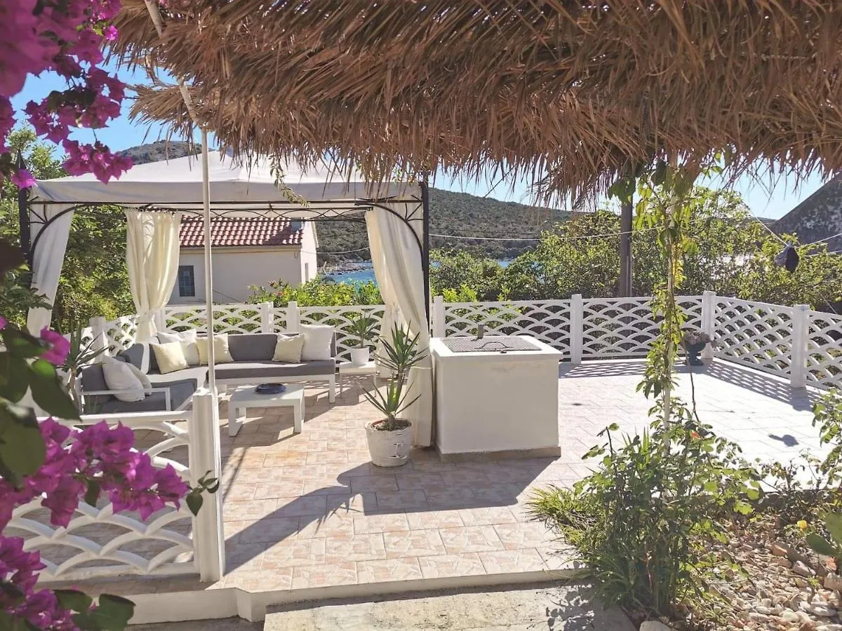 Holiday home Adorable Summer House By The Sea Zapuntel Croatia